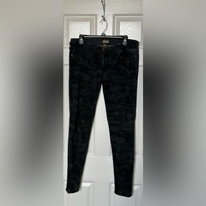 True Religion - Casey low rise super skinny- Women’s 31